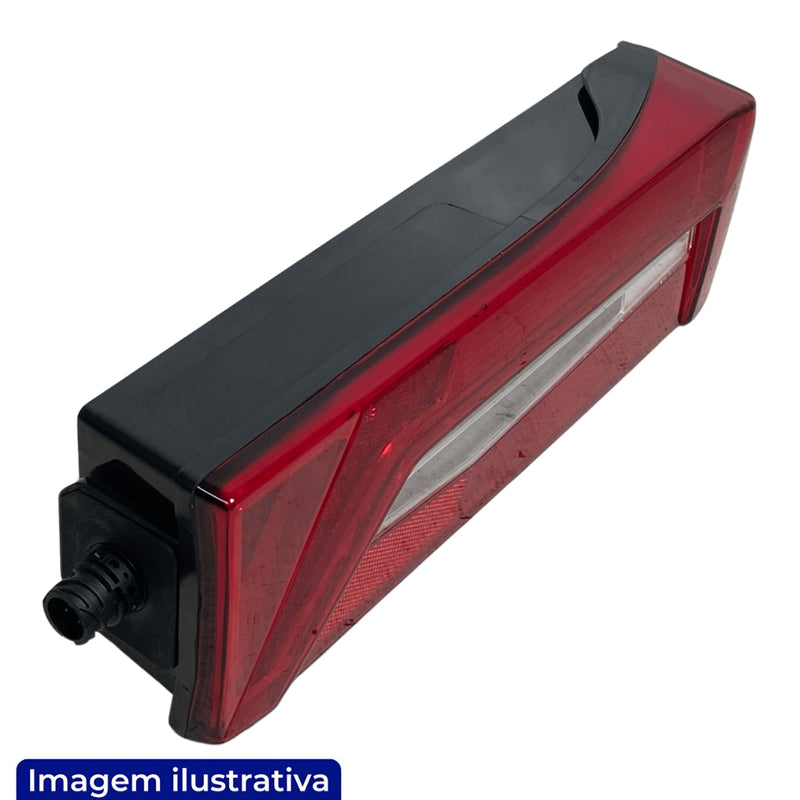 LANTERNA TRASEIRA LED SCANIA NTG 2022> LADO DIREITO SEM VIGIA SEM SIRENE